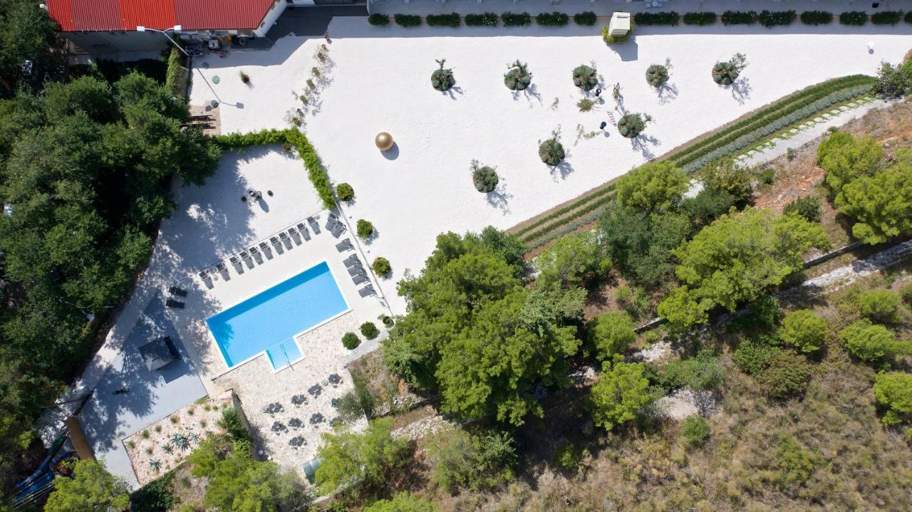 Scardona Park Luxury Accommodation Skradin Exterior photo